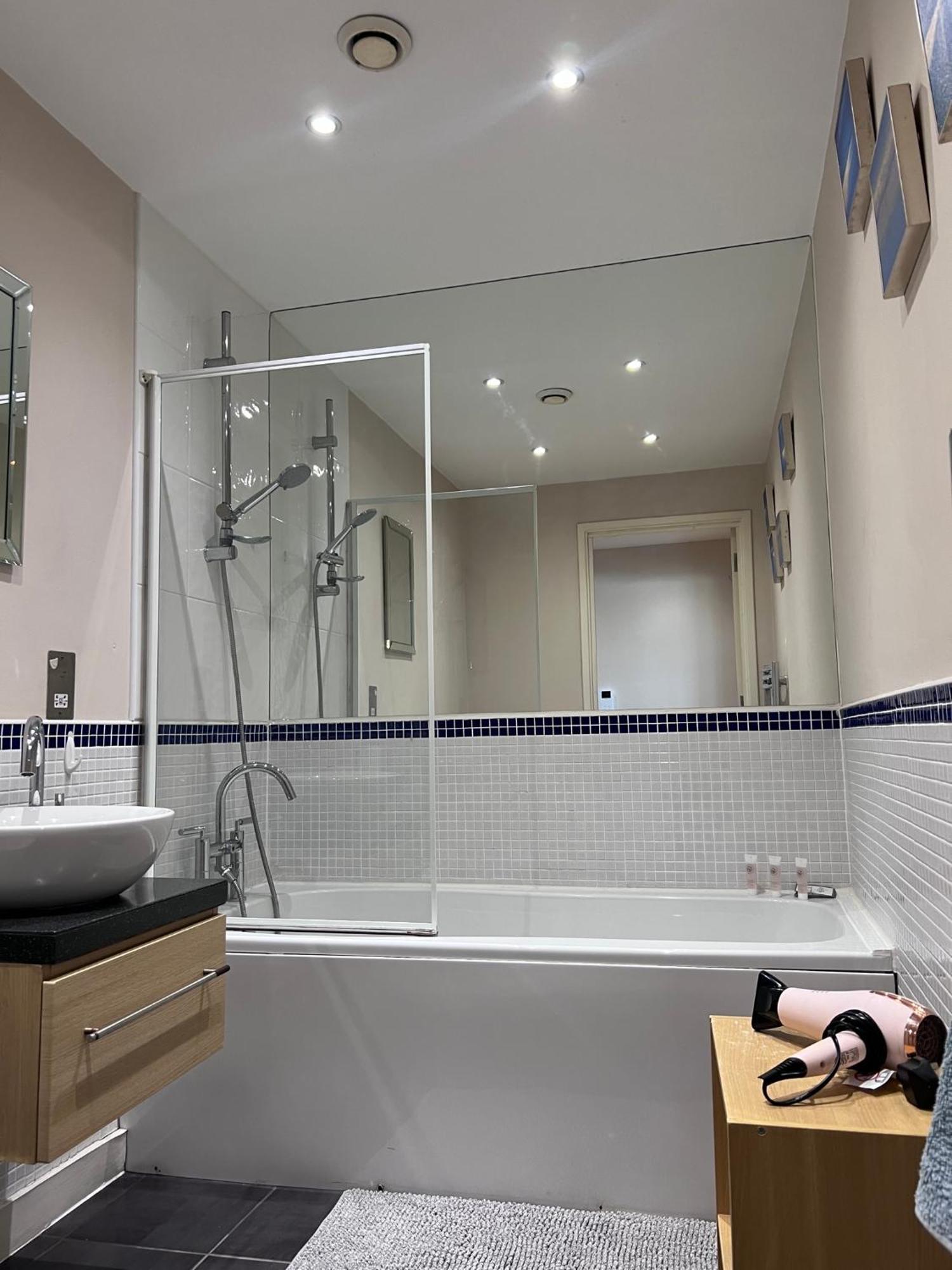 Great City Centre Getaway Apartment 2 Bed Near The Beach And Shopping Area Swansea Dış mekan fotoğraf