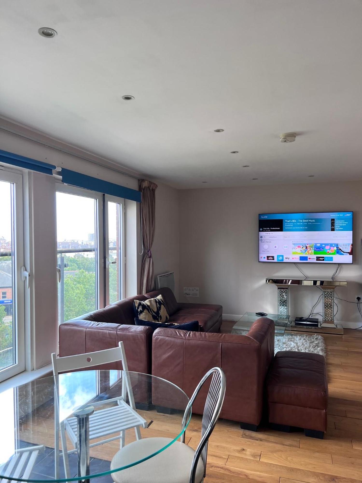 Great City Centre Getaway Apartment 2 Bed Near The Beach And Shopping Area Swansea Dış mekan fotoğraf