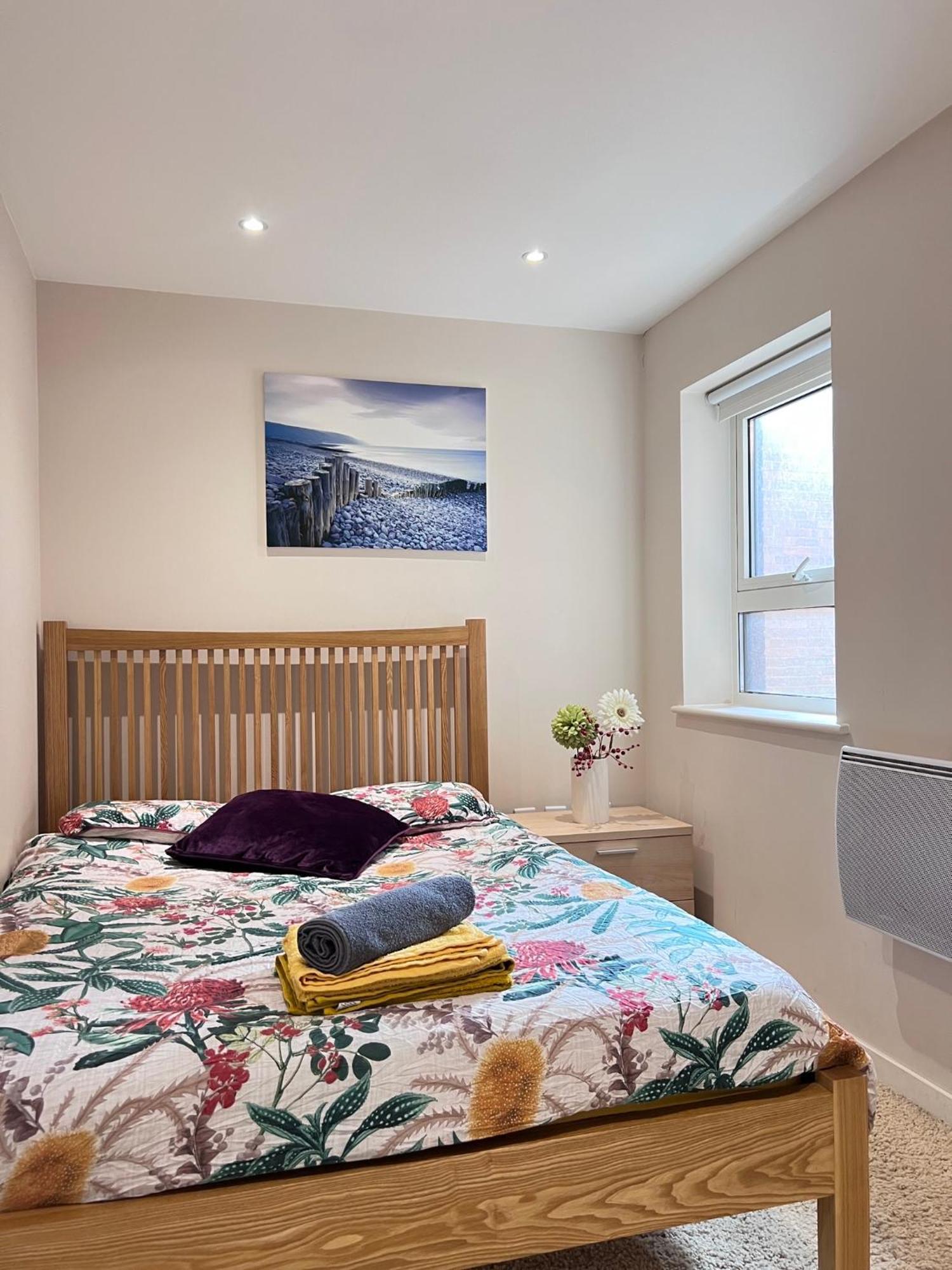 Great City Centre Getaway Apartment 2 Bed Near The Beach And Shopping Area Swansea Dış mekan fotoğraf